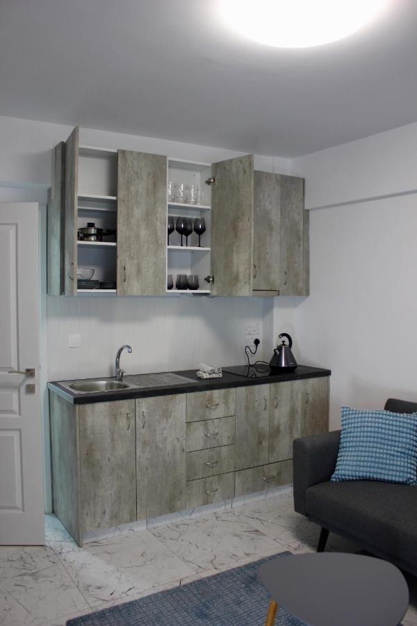 Amalia Residences Никосия Экстерьер фото